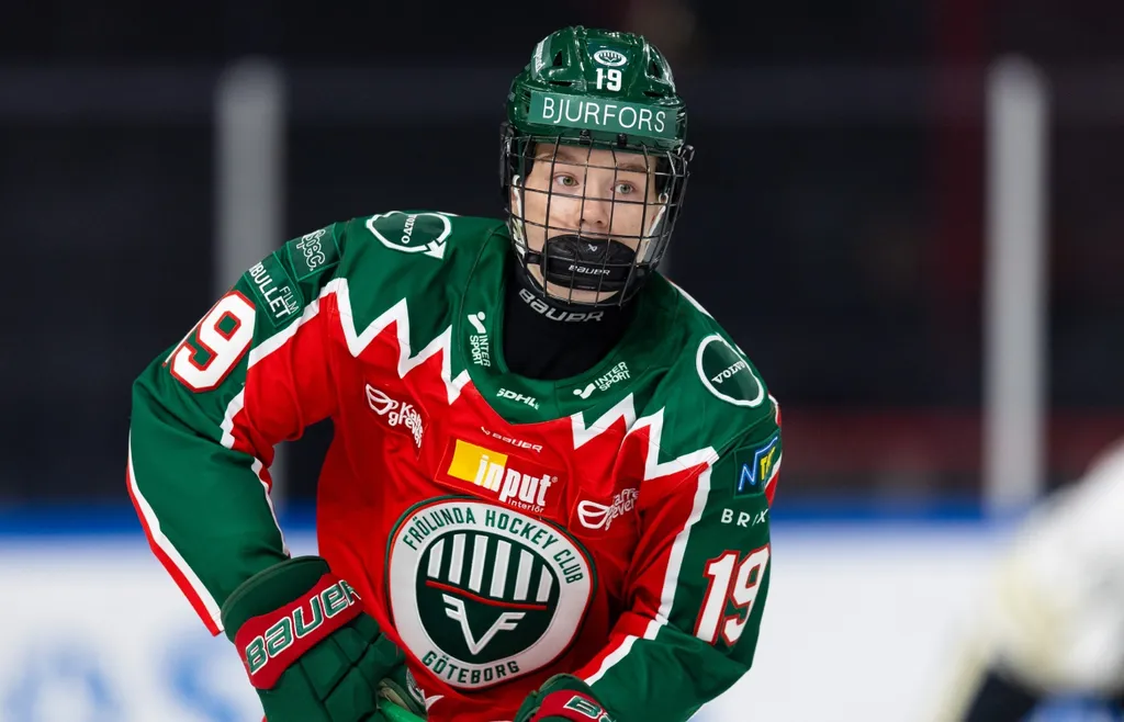 Moa Stridh, född 2010, i SDHL