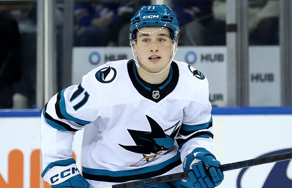 Macklin Celebrini dominerar i NHL