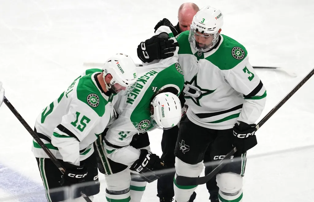 Miro Heiskanen leds ut med en skada