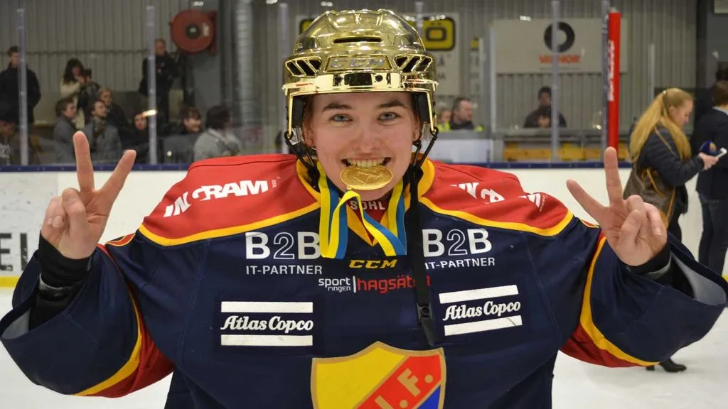 Lovisa Berndtsson har vunnit SM-guld med Djurgården