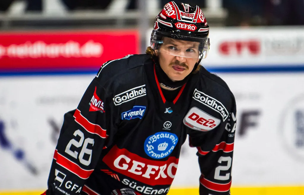 Okko Kangasniemi förstärker Visby/Roma.
