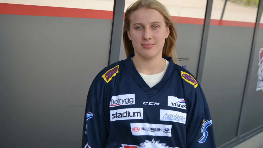 Ebba Svensson Träff är en av Sveriges största målvaktslöften