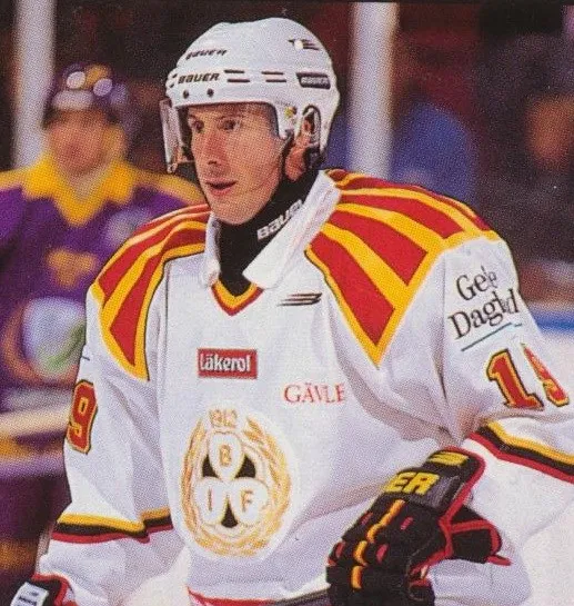 Tom Bissett i Brynäs-dräkt.