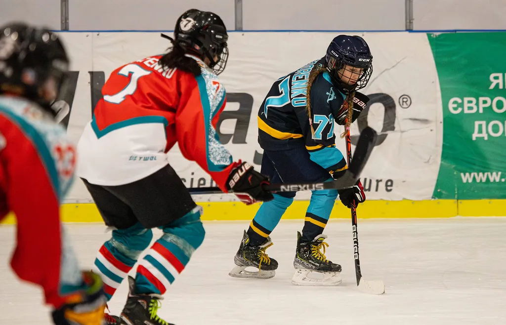 Trots kriget har det fortfarande spelats hockeymatcher i Ukraina