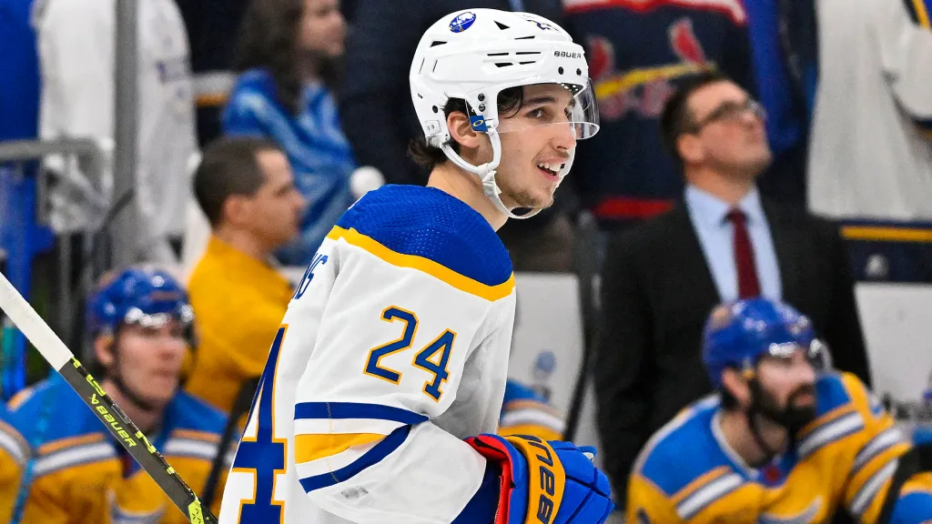 Dylan Cozens är en omtalad spelare inför trade deadline
