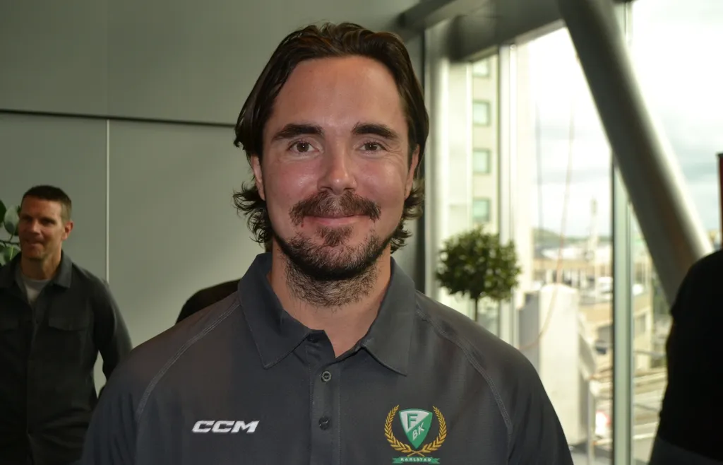 Marcus Johansson under SHL:s upptaktsträff.