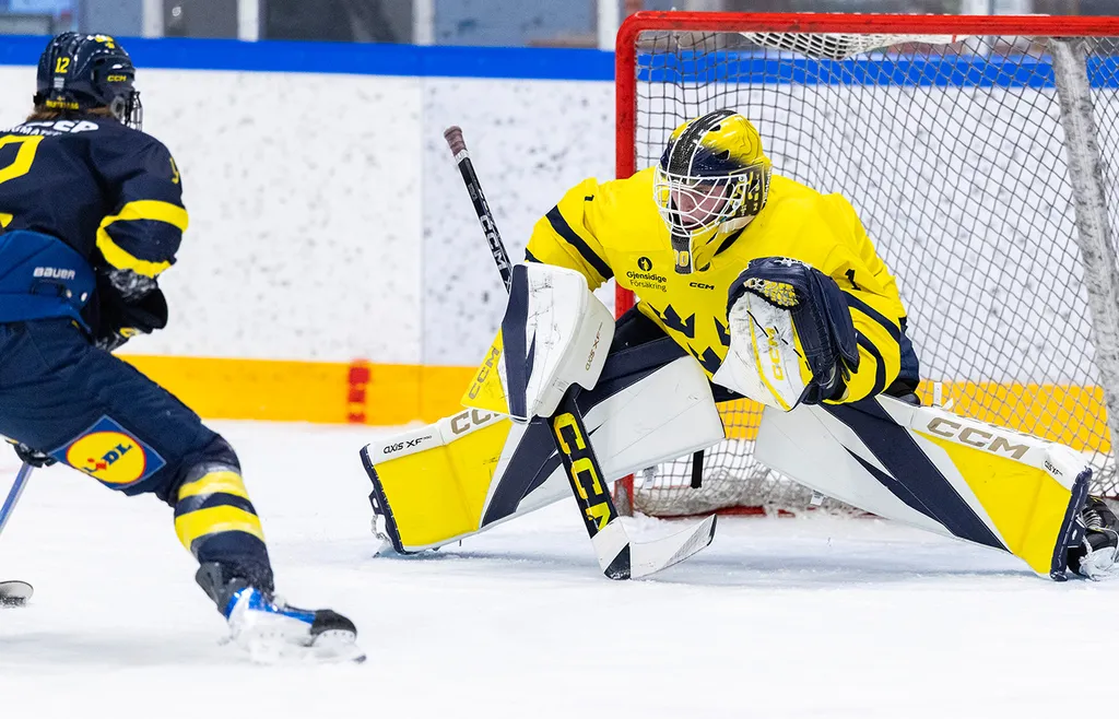 Vilmer Salén Forsberg gjorde sex matcher i Södertälje U20 redan förra året, men tillåts inte spela där nu med förbundets nya regler