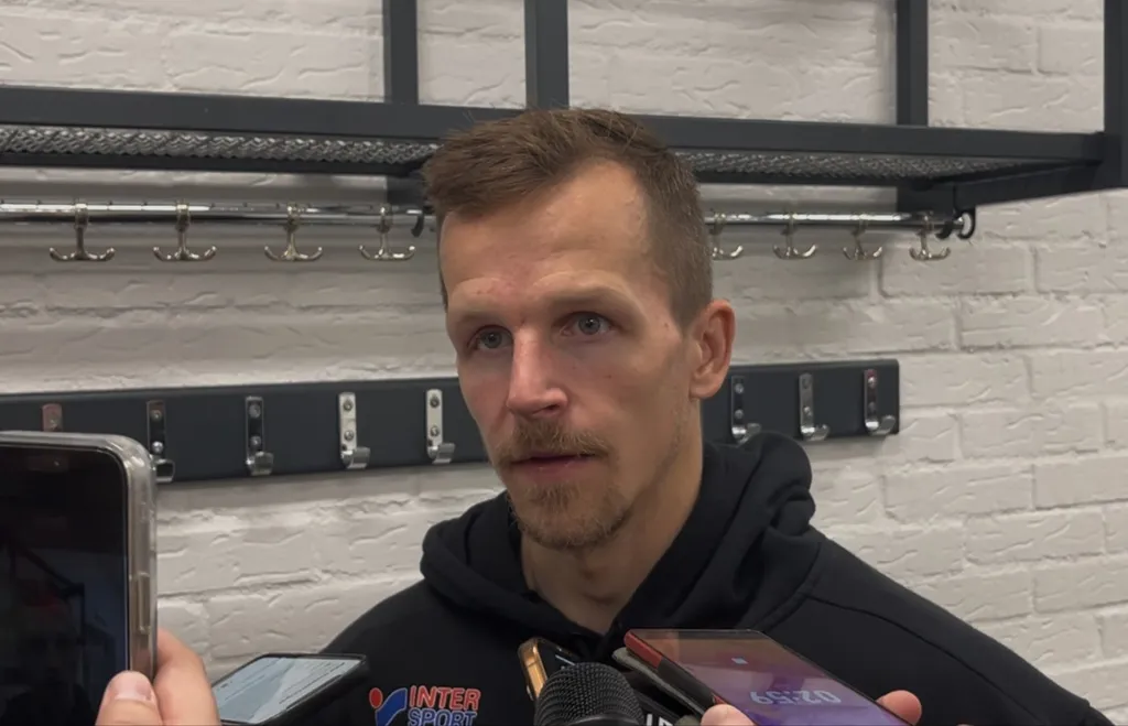 Max Friberg har haft Roger Rönnberg som tränare i åtta år