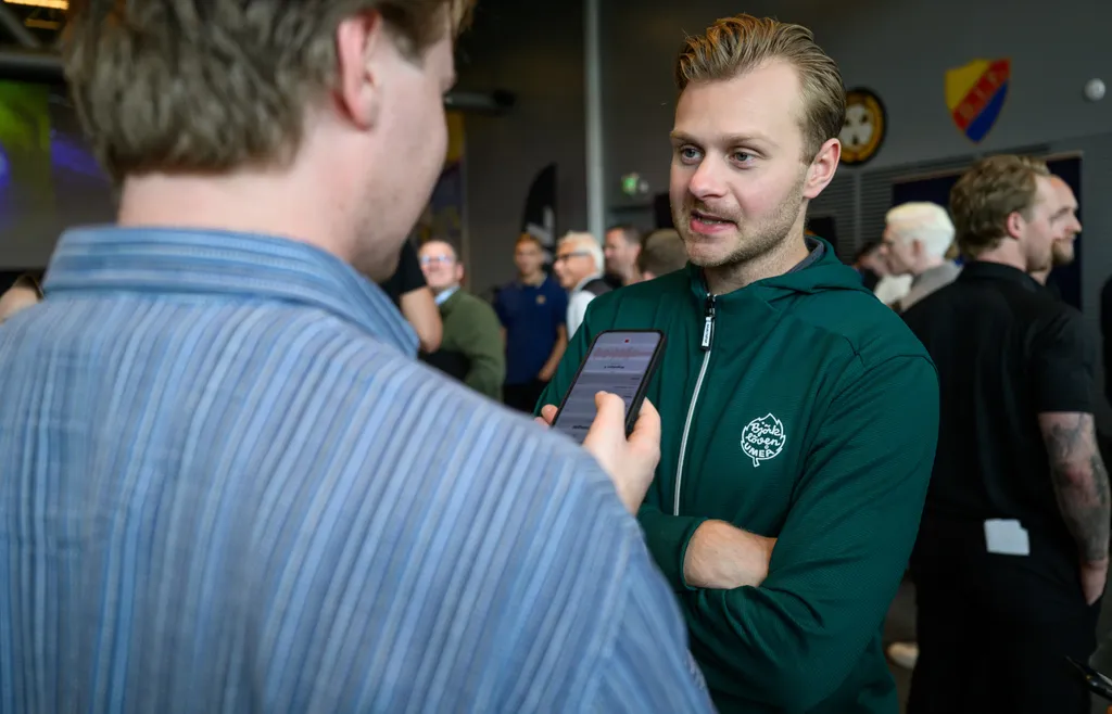 Lucas Wallmark tar lätt på Anderssons utspel.