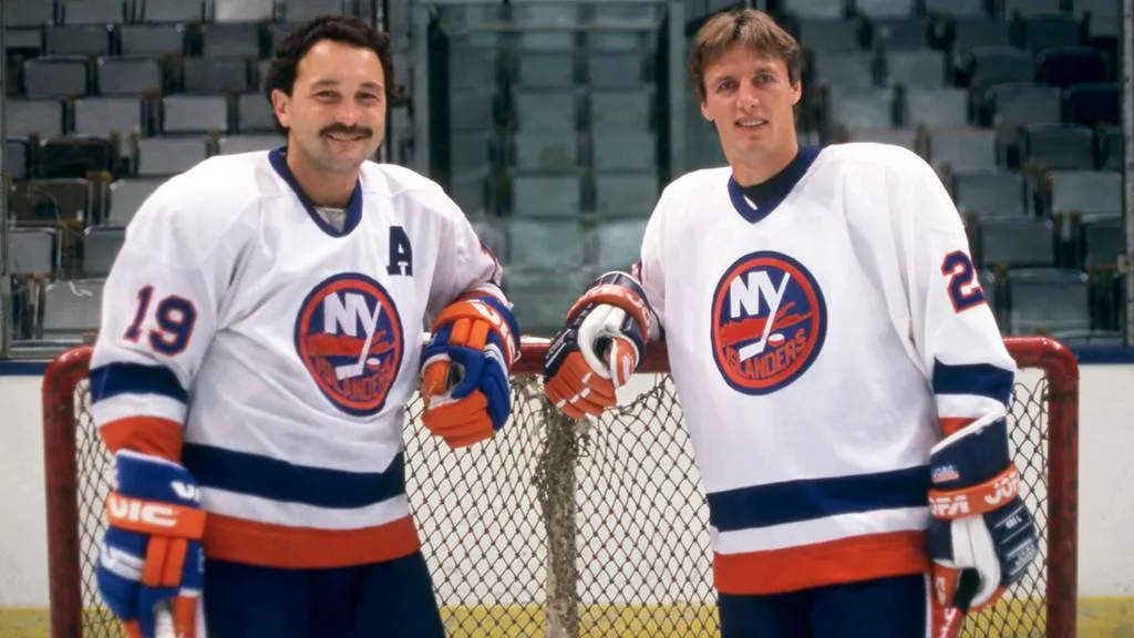 Bryan Trottier och Mike Bossy.