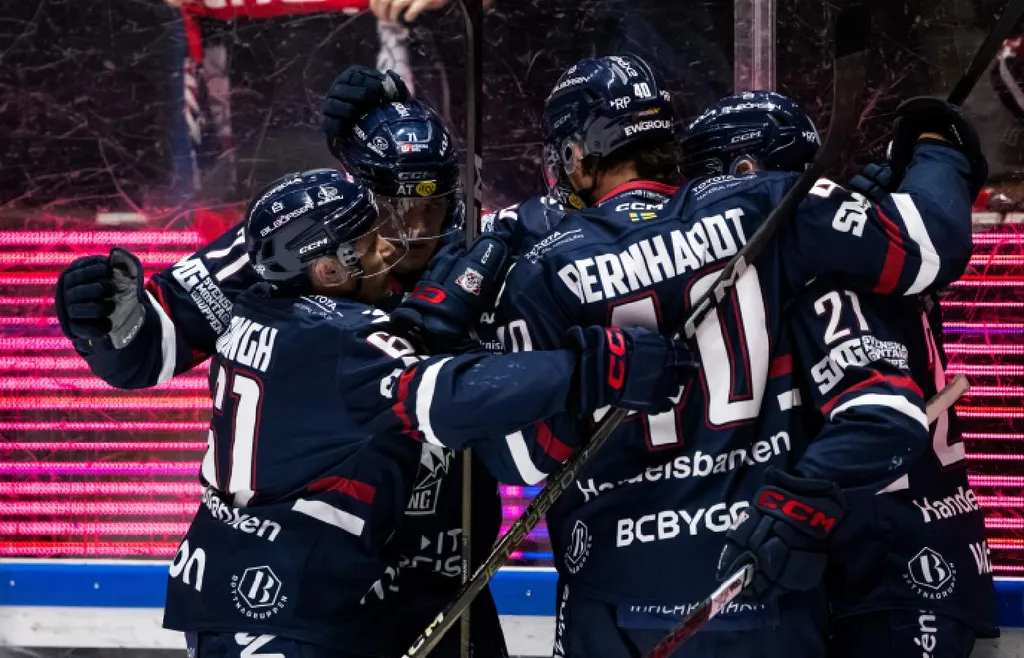 Linköping firar mål i segern mot HV71