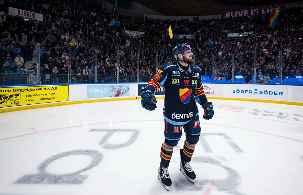 Albin Grewe firar efter övertidsmålet som tog Djurgården till allsvensk final