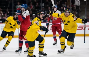"Mini-Fimpen" målskytt – i Jack Berglunds AHL-debut
