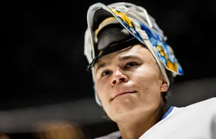 Herman Liv gör debut i HV71 och SHL.