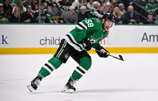 Michael Bunting avslutade förra säsongen i Dallas.