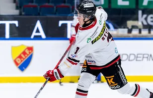 Uppgifter: Återvänder - blir kvar i Ettan