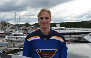 Löftet: "Fick SMS av Sundqvist där han välkomnade mig"