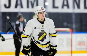 John Dahlström lämnade AIK – ryktas till konkurrenten