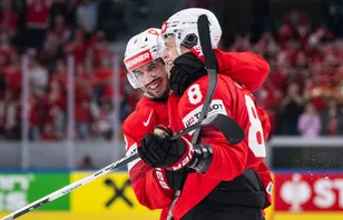 Schweiz slog Storbritannien i VM Grupp A herr
