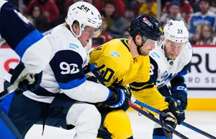 Jämför Elias Pettersson med Patrik Laine: "Förbryllande"