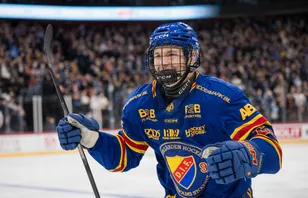 Viggo Björck skjuter Djurgården till SM-semifinal