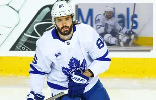 Kirill Martjenko utgick skadad i Torontos förlustmatch mot Calgary Flames. Foto: Sergei Belski-Imagn Images