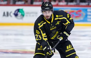 Vesel sänkte Mora - med första målet