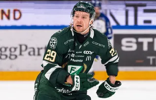 Färjestads-stjärnans ord: Då är han tillbaka i spel