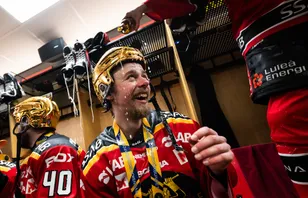 Uppkallad till NHL – tidigare SM-guldhjälten kan göra debut