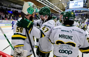 En seger från SHL - efter buss-strulet: "Stopp utanför Karlstad"