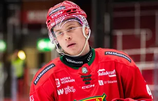 Klart: Bryter med backen