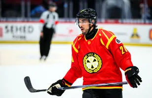 Brynäs krisdrag – fick spela back: "Aldrig gjort det förut"