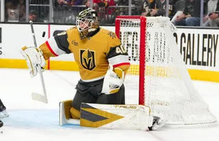 Akira Schmid trejdas från Vegas Golden Knights till Florida Panthers. Foto: Stephen R. Sylvanie-Imagn Images