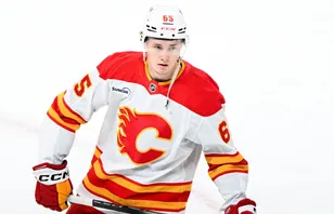 Svensken NHL-debuterade i natt