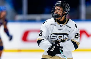 Olivia Sohrner sköt SDE till en viktig seger mot HV71. 
Foto: Caisa Rasmussen / BILDBYRÅN