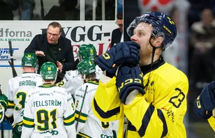Lucas Wallmark dras med en skada under försäsongen. 