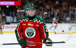 Stjärnan öppnar för förlängning: "Pengar är inte alltid allt"