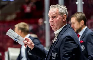 Efter succén - profilen stannar: "Någonting väldigt bra på gång"