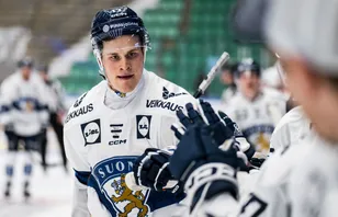 Puljujärvi startar företag - riktat mot unga spelare