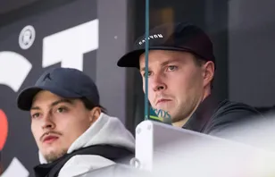 Får nytt kontrakt i SHL – hyllas: "Det är fan bra gjort"
