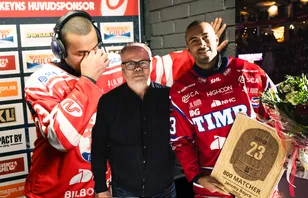 Jeremy Boyce blir kvar i Timrå IK.