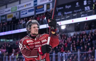 Forwarden fortsätter i Örebro: "En viktig kärnspelare"