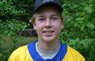 Beskedet: Släpper svenske 17-åringen