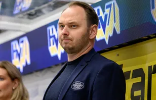Agerar inför kvalet – värvar ny forward