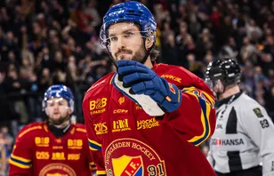 Oula Palve flyttar hem till Finland. 