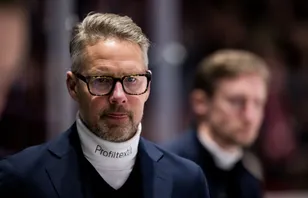 Öppnar för att stanna: "Revanschlust"