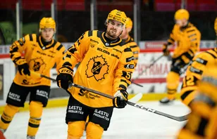 Djuse om petningen: "Jag har inte varit bra nog"