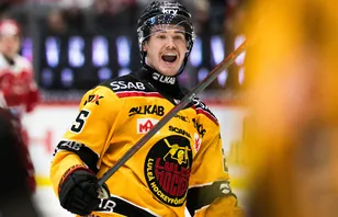 Filip Eriksson sköt tre mål i Luleås första träningsmatch. 