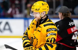Jonathan Davidsson har ställts åt sidan av Skellefteå.