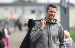 Fredrik Sjöström fortsätter letandet på toppcenter. 